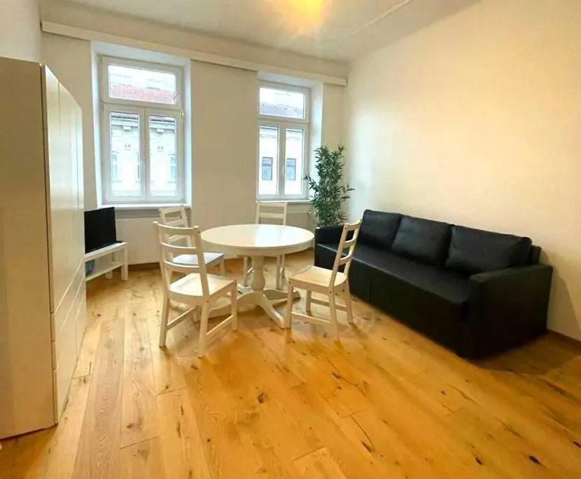 וינה Friendly Family Apartment For 3P